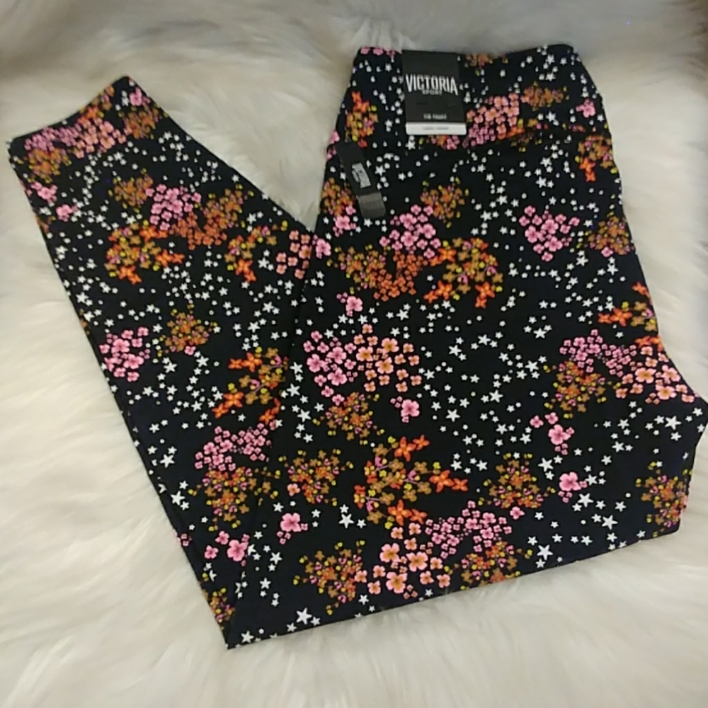 Victoria's Secret Sport 🌟 & 🌹 Print 7/8 Tight